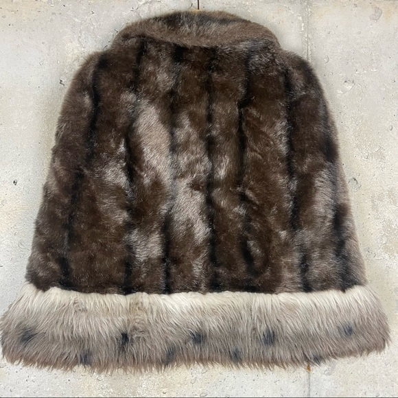 Vintage 60s Regina Glenara faux fur brown greige stole cape one size POCKETS! - Picture 5 of 8
